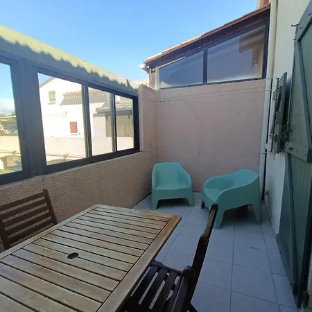 T2 Mezzanine Climatise Avec Terrasse - 5 Pers. Pres Et Parc Des Dosses - Parking Inclus - Fr-1-799-17 Le Barcarès